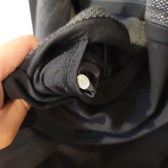 Lululemon Coccoon Car Coat - Size Small - Picture 7 of 7